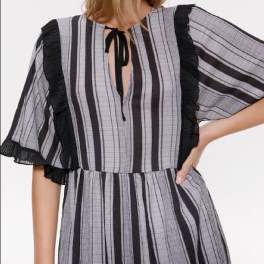 zara striped contrasting dress size small